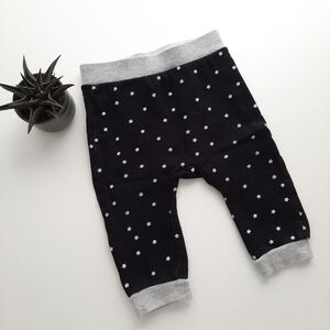 H&M star print joggers size 4-6 months